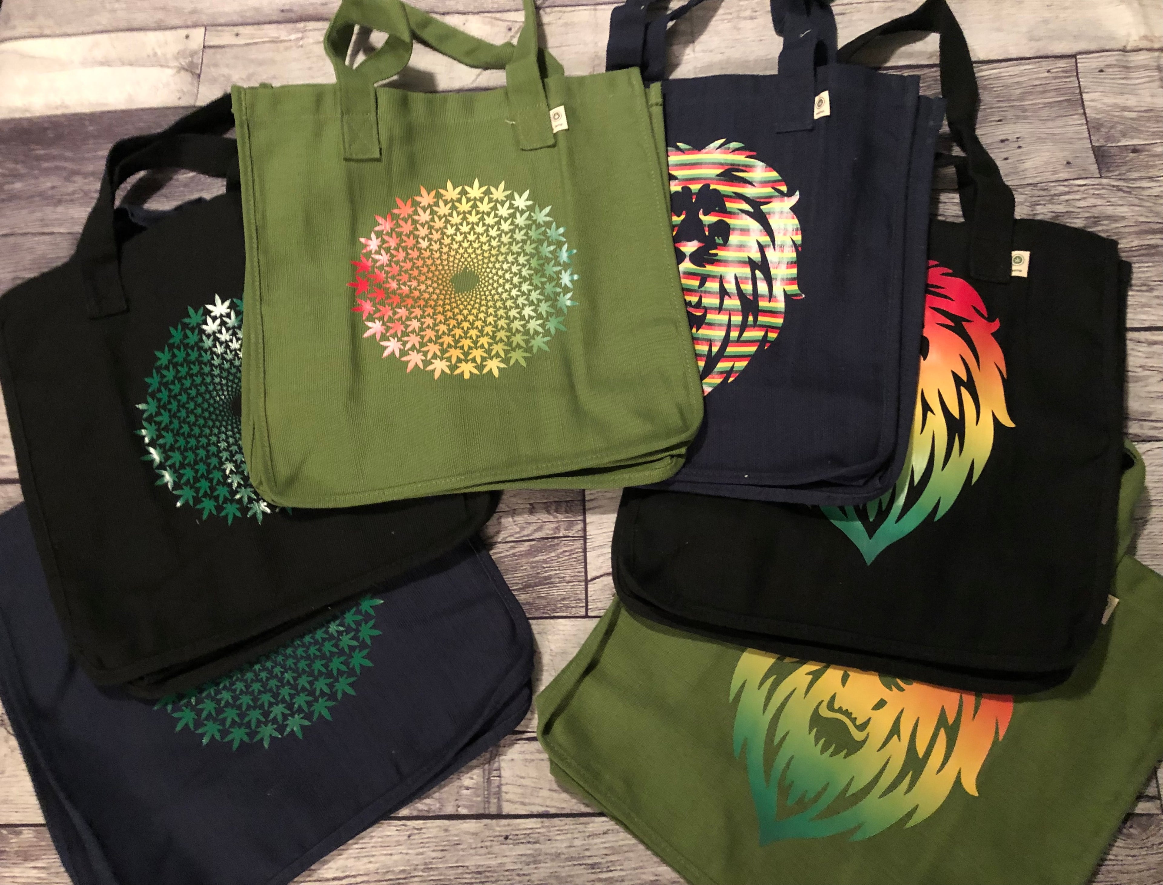 Hemp Leaf Medallion Wide Gusset Tote