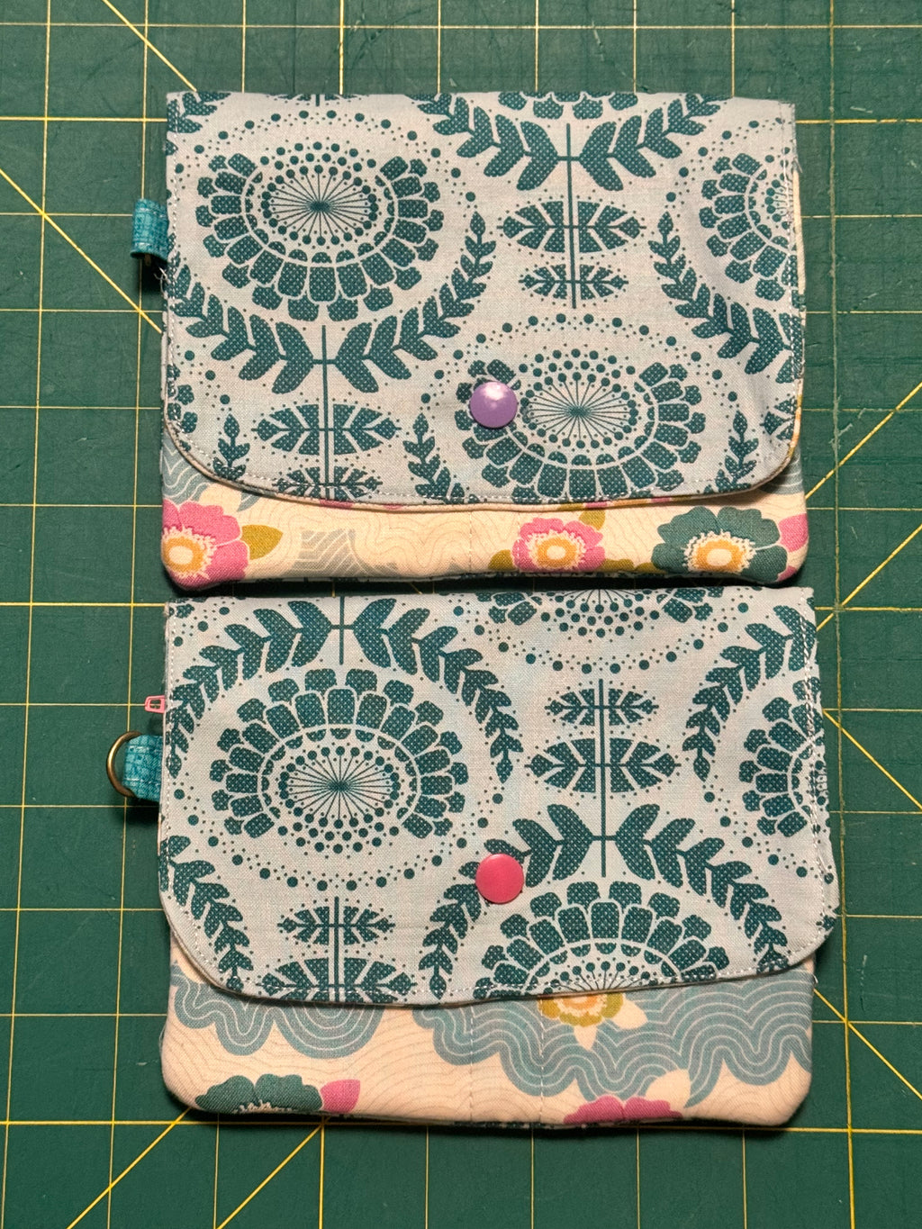 Snap Travel Wallet in Teal Medallion Floral